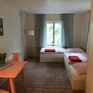 appartement-dusseldorf-nahe-universitat.dusseldorf-hotel.net/